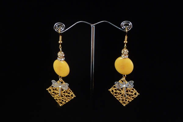 Boucles d_oreilles pendantes jaunes libellules